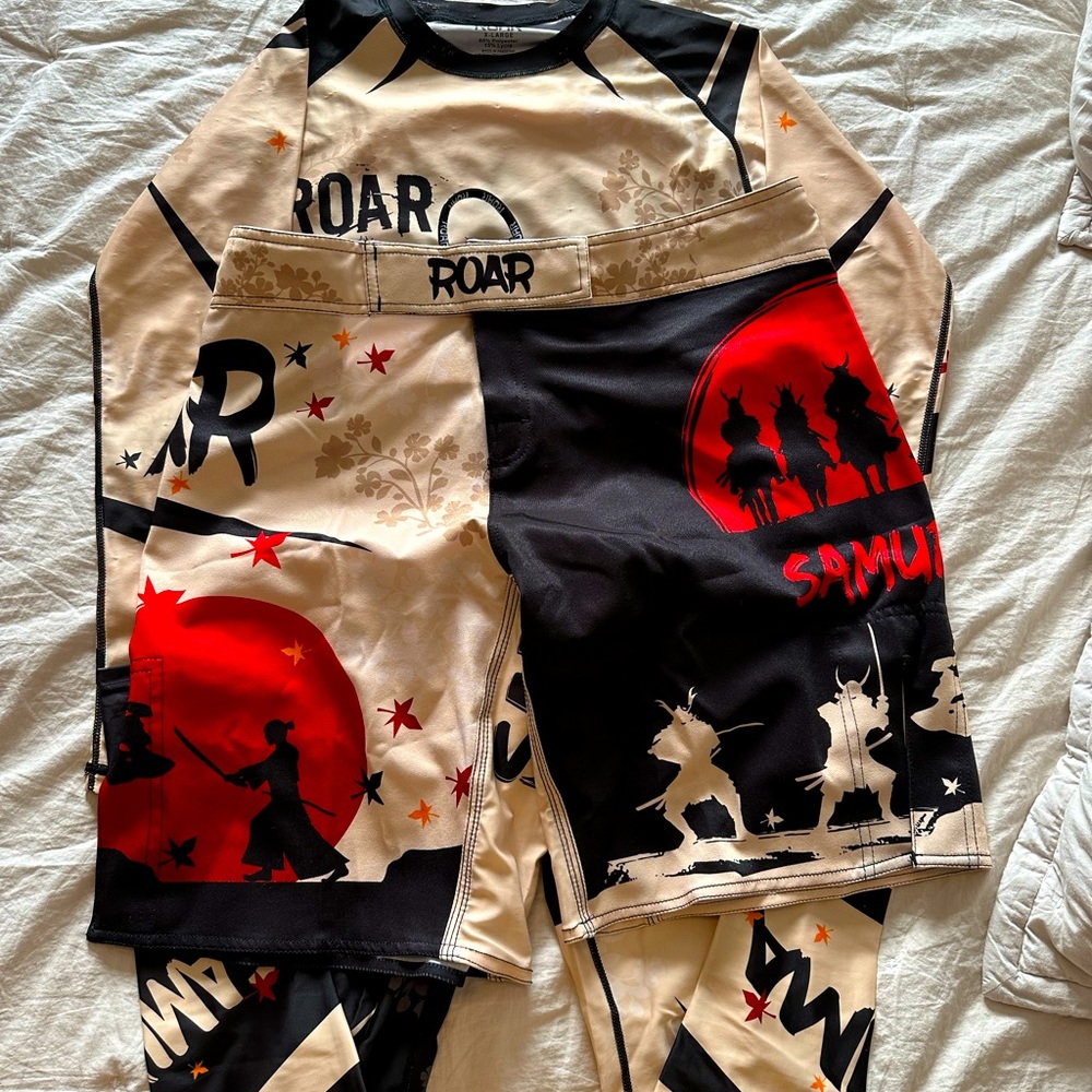ROAR MMA BJJ Samurai Cage Fight Rashguard, Shorts, Spatt Pant